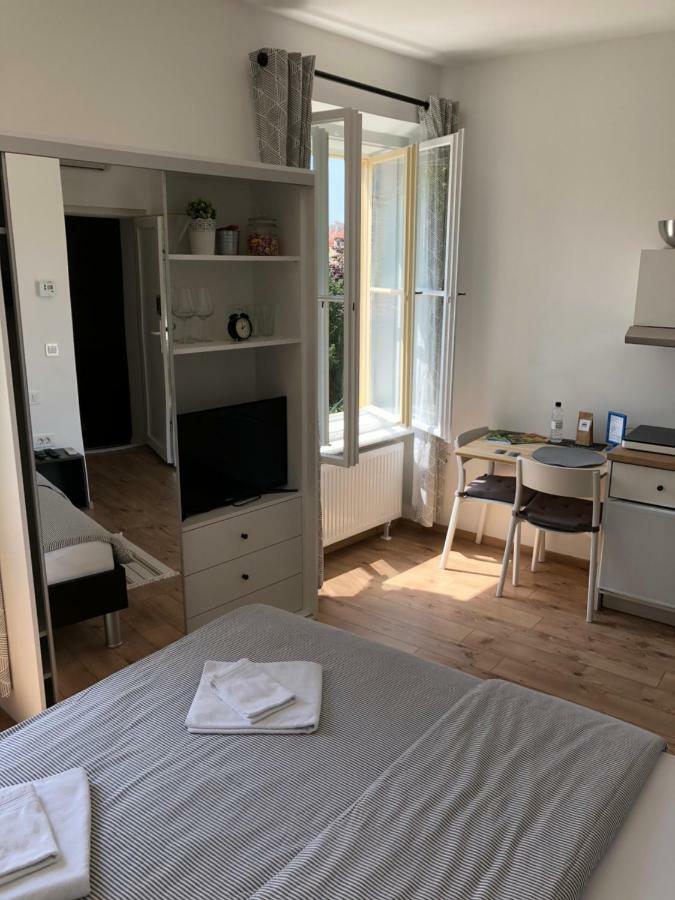 Old Town Tale Apartment ซาเกร็บ ภายนอก รูปภาพ